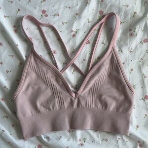lululemon pink sports bra